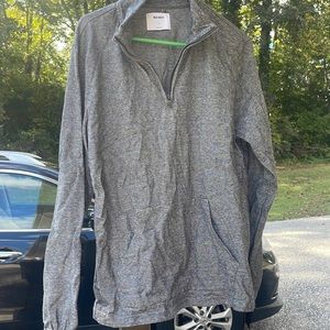 Men’s half zip/pullover 🖤